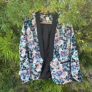 Floral tuxedo jacket
